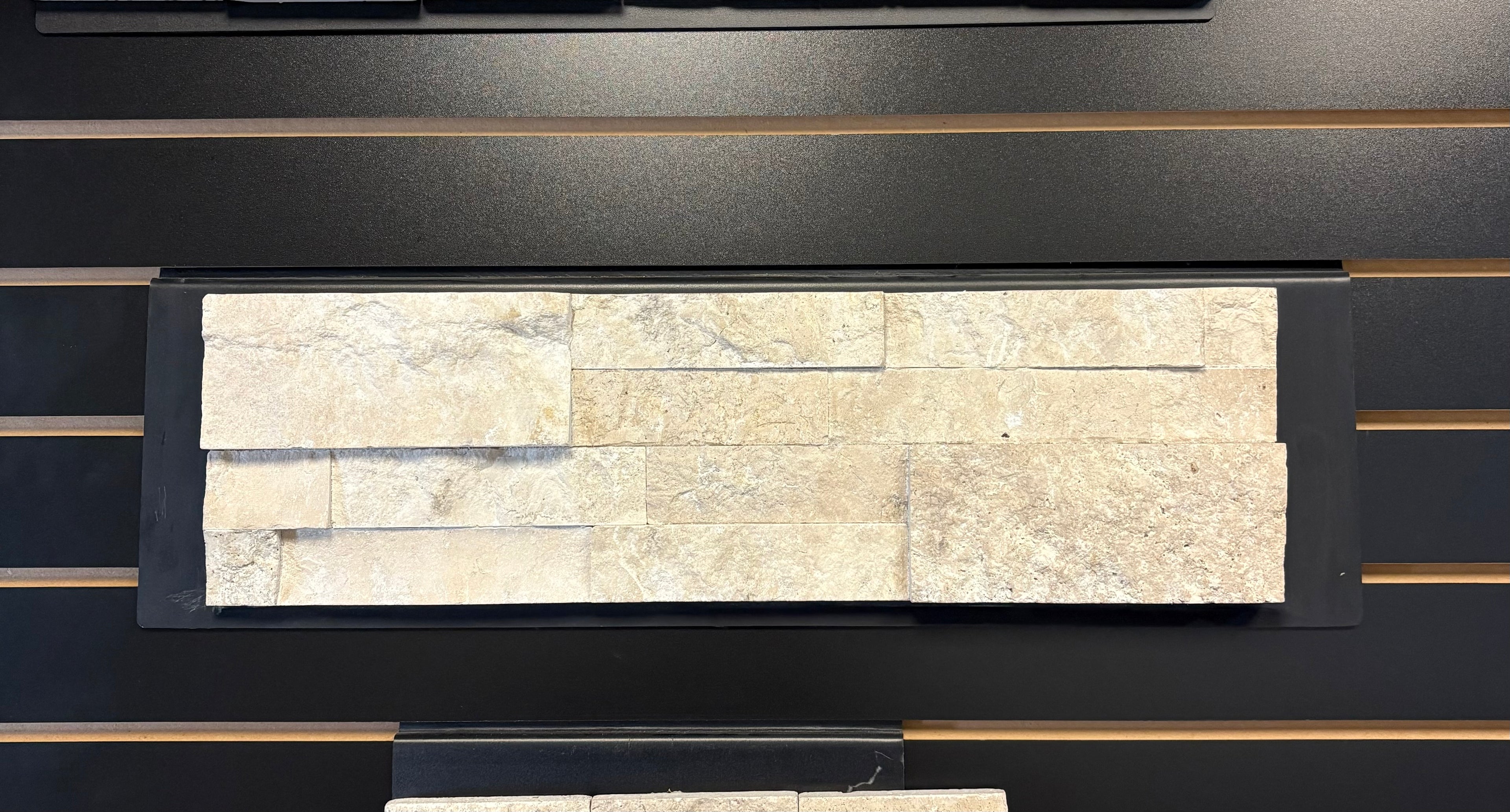 Beige Travertine Ledgestone - Split Face